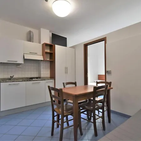 Locazione Turistica Katja-4 Apartment *